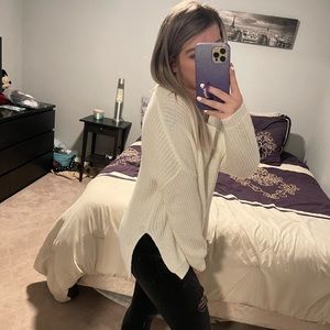 Knit oversize white sweater